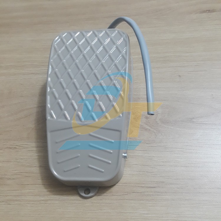 C&ocirc;ng tắc b&agrave;n đạp FS-3