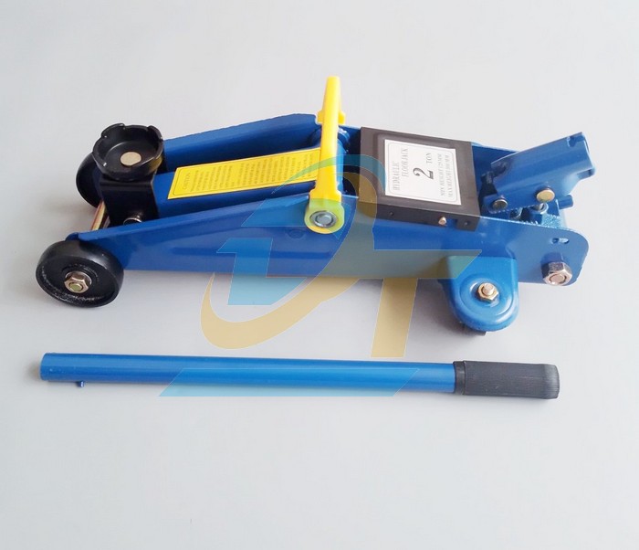 Con đội cá sấu 2 tấn Kawasaki