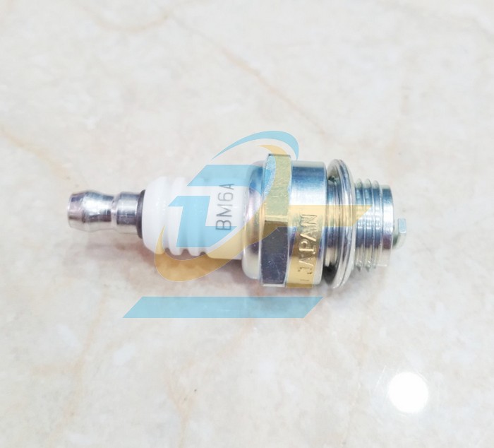 Bugi máy cắt cỏ 2 thì NGK BM6A 93442