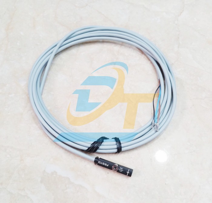 Cảm biến xi lanh Festo SMT-8M-A-PS-24V-E-2.5-OE