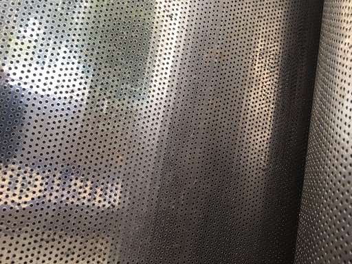 Tấm inox 304 đục lỗ 2mm 2000x1000x1.2mm