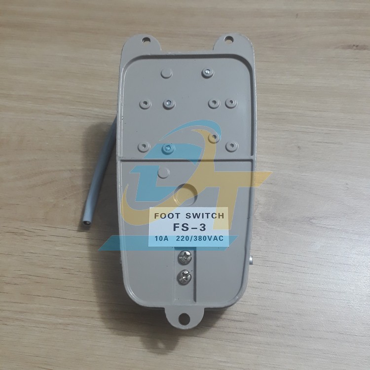 C&ocirc;ng tắc b&agrave;n đạp FS-3 FS-3 VietNam | Gi&aacute; rẻ nhất - C&ocirc;ng Ty TNHH Thương Mại Dịch Vụ Đạt T&acirc;m