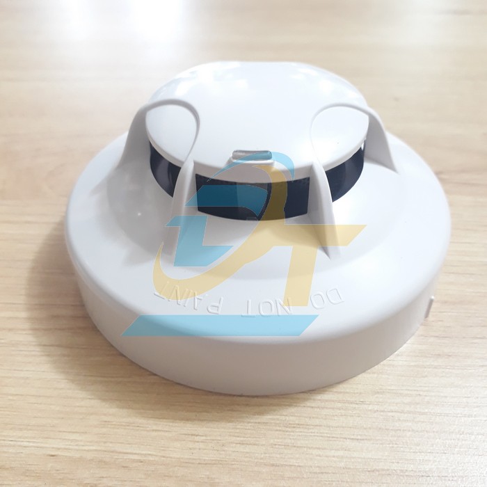 Đầu báo khói kèm chân đế Multron DET-C631 DET-C631 Multron | Giá rẻ nhất - Công Ty TNHH Thương Mại Dịch Vụ Đạt Tâm