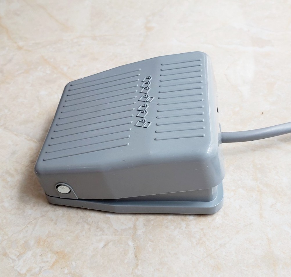 C&ocirc;ng tắc b&agrave;n đạp 10A 250V vỏ nhựa TFS-201 TFS-201 China | Gi&aacute; rẻ nhất - C&ocirc;ng Ty TNHH Thương Mại Dịch Vụ Đạt T&acirc;m