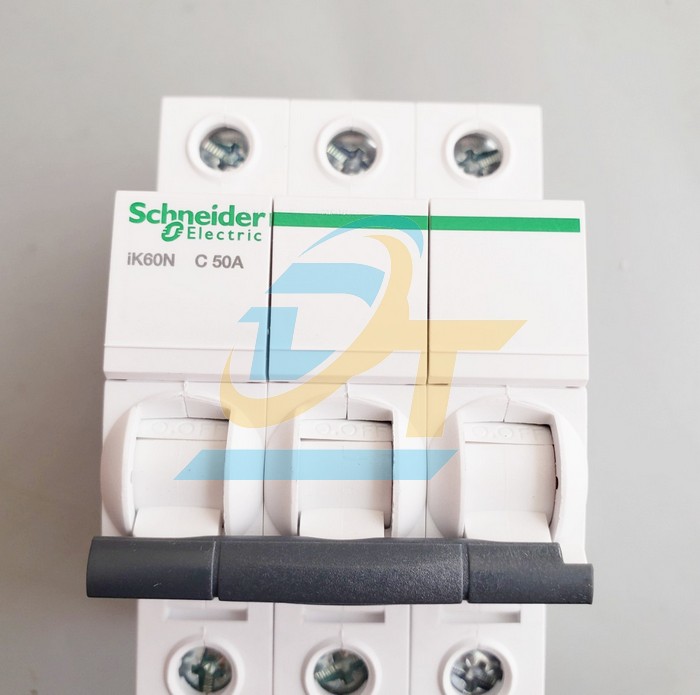 Cầu dao tự động MCB Acti9 3P 50A 6kA Schneider A9K24350 A9K24350 SCHNEIDER | Giá rẻ nhất - Công Ty TNHH Thương Mại Dịch Vụ Đạt Tâm