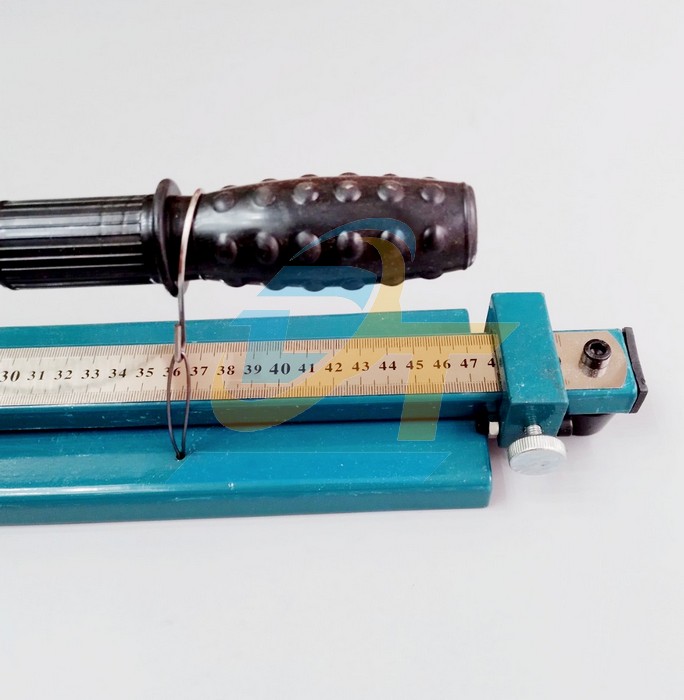 Dụng cụ cắt thanh ray (Nh&ocirc;m - sắt) để b&agrave;n 2 r&atilde;nh DC-35 China | Gi&aacute; rẻ nhất - C&ocirc;ng Ty TNHH Thương Mại Dịch Vụ Đạt T&acirc;m