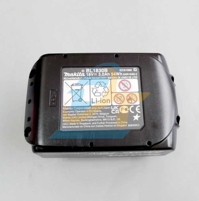 Pin 18V 3.0Ah Makita Li-Ion BL1830B (197599-5) BL1830B (197599-5) Makita | Gi&aacute; rẻ nhất - C&ocirc;ng Ty TNHH Thương Mại Dịch Vụ Đạt T&acirc;m