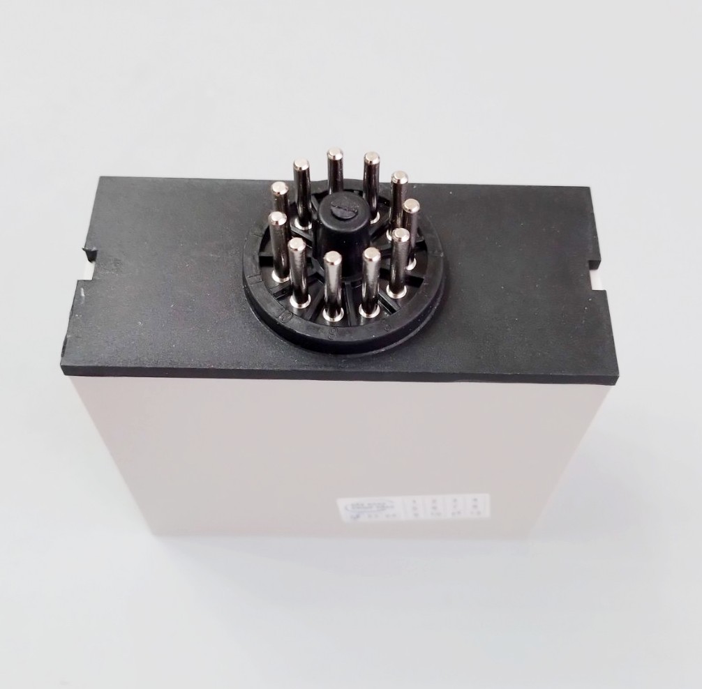 Relay bảo vệ điện &aacute;p 11 ch&acirc;n 380V Mikro MX200A  Mikro | Gi&aacute; rẻ nhất - C&ocirc;ng Ty TNHH Thương Mại Dịch Vụ Đạt T&acirc;m