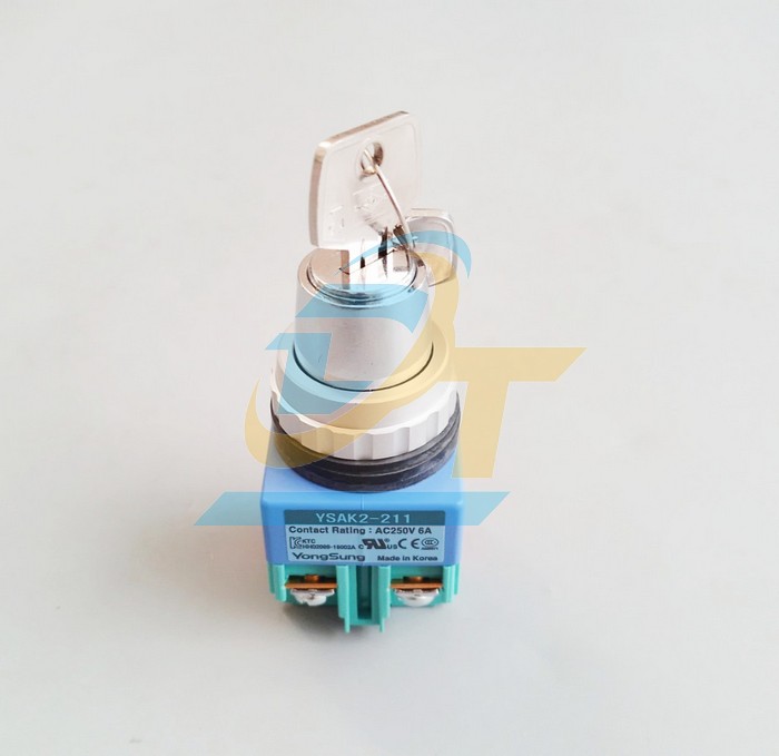 Công tắc xoay 2 vị trí có chìa khóa Yongsung YSAK2-211 YSAK2-211 YONGSUNG | Giá rẻ nhất - Công Ty TNHH Thương Mại Dịch Vụ Đạt Tâm