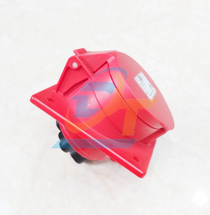 Ổ cắm công nghiệp gắn âm dạng nghiêng 4P 32A 400V IP44 PCE F424-6  PCE | Giá rẻ nhất - Công Ty TNHH Thương Mại Dịch Vụ Đạt Tâm