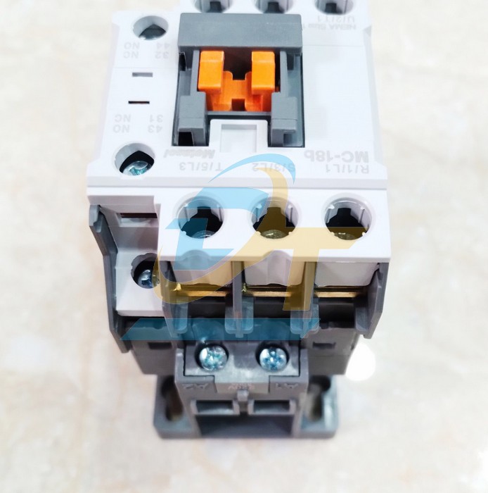 Khởi động từ 3P 18A 220V LS MC-18B (1a1b)  LS | Giá rẻ nhất - Công Ty TNHH Thương Mại Dịch Vụ Đạt Tâm