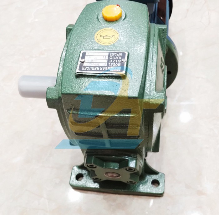 M&ocirc; tơ giảm tốc 3P 1.1kW 1.5HP 220/380V 4 cực điện  VietNam | Gi&aacute; rẻ nhất - C&ocirc;ng Ty TNHH Thương Mại Dịch Vụ Đạt T&acirc;m