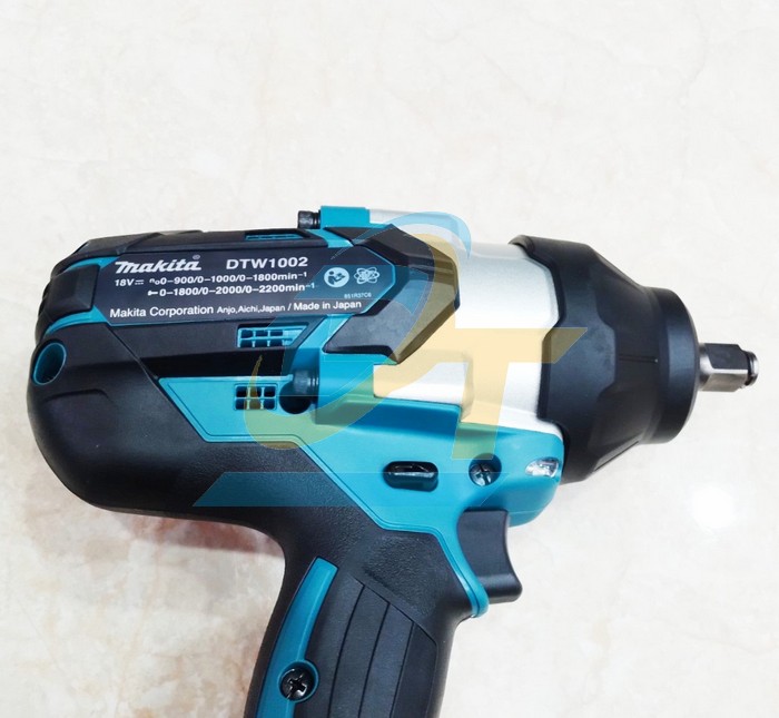 Máy siết bu lông dùng pin 18V Makita DTW1002RTJ (Kèm 2 pin 5Ah + 1 Sạc)  Makita | Giá rẻ nhất - Công Ty TNHH Thương Mại Dịch Vụ Đạt Tâm
