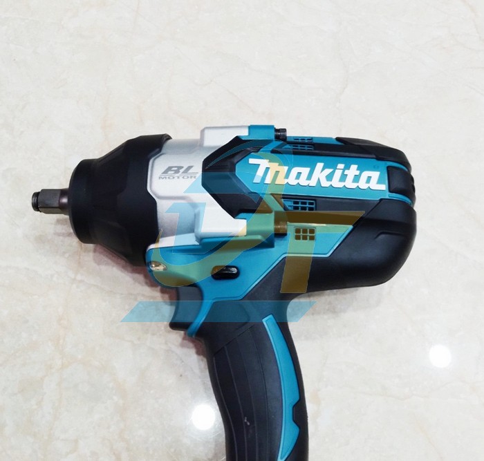 Máy siết bu lông dùng pin 18V Makita DTW1002RTJ (Kèm 2 pin 5Ah + 1 Sạc)  Makita | Giá rẻ nhất - Công Ty TNHH Thương Mại Dịch Vụ Đạt Tâm