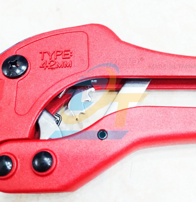 K&eacute;o cắt ống nhựa PVC 42mm m&agrave;u đỏ TOP TFL-70002 TFL-70002 TOP | Gi&aacute; rẻ nhất - C&ocirc;ng Ty TNHH Thương Mại Dịch Vụ Đạt T&acirc;m