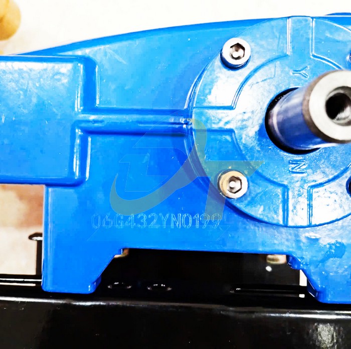 Đầu bơm rửa xe pít tông sứ 1HP Hyundai AH-C26  HYUNDAI | Giá rẻ nhất - Công Ty TNHH Thương Mại Dịch Vụ Đạt Tâm