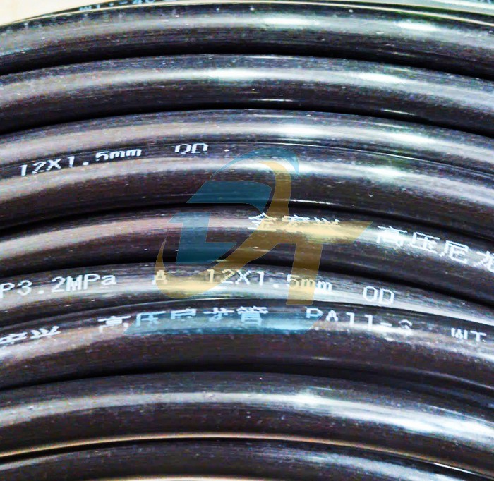Ống Nylon PA China 12x9mm  China | Giá rẻ nhất - Công Ty TNHH Thương Mại Dịch Vụ Đạt Tâm
